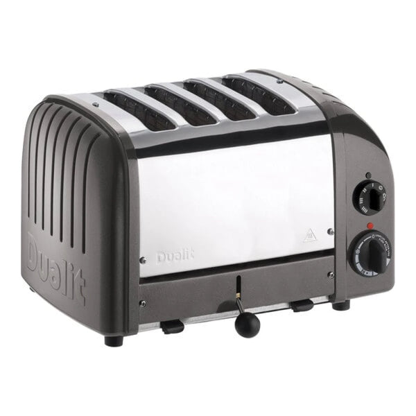 Cadco CTW-4M(220) 4-Slice Standard Toaster with 1" Slots - 220V