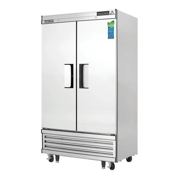 Everest Refrigeration EBNF2 39 3/8" Bottom Mounted Solid Door Reach-In Freezer, 115 V, 1 Phase, 60 Hz