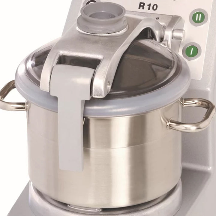 Robot Coupe R10U 2-Speed Stainless Steel Batch Bowl Food Processor with Mini Bowl, 240V, 4 1/2 hp, 11.5 L 2